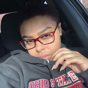 Meet your Posher, Brianna